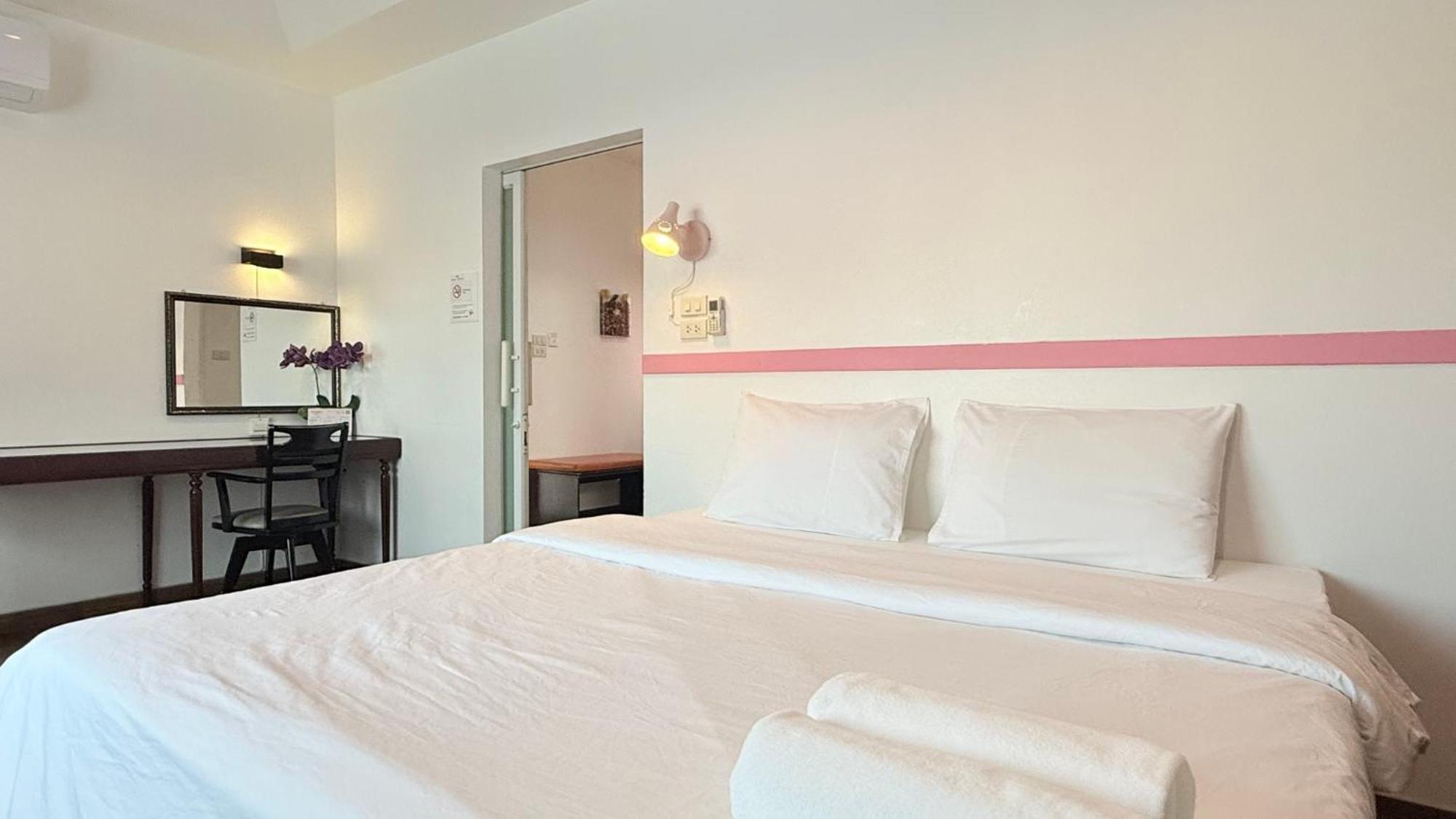 Hotel Issara House